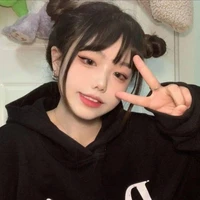 Dương Khánh Chi(em nó)