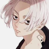 Sano Manjiro ( Mikey)