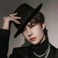 Vương Nhất Bác ( Một Mafia máu lạnh  )