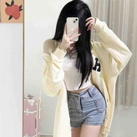 Nhược Thanh Vân_trợ lý của cô