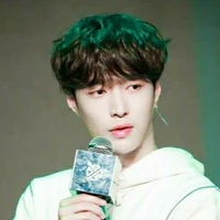 Nhị nguyệt hồng