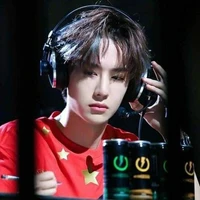 Nhất Bác