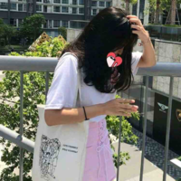 Nhi