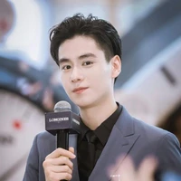 Hồ Nhất Thiên/Yitian