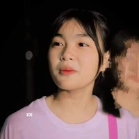 vy