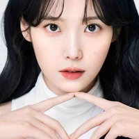 Lee Ji-eun (IU)