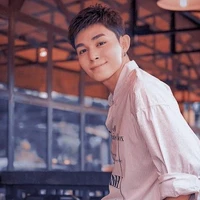JUN PHẠM