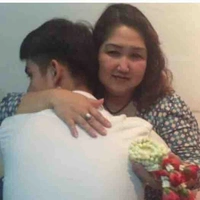 Mẹ của Bright vachirawin 