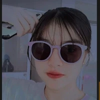 vy