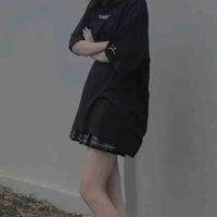 Trần Lê Ngọc Chi (em na9)