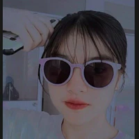 vy