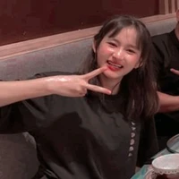 Ngô Thảo Nguyên(cô cả)