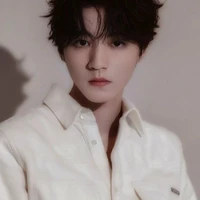 Vương Tuấn Khải_Anh họ cậu