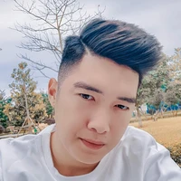 Việt Hoàng