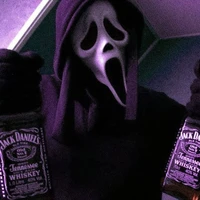 người đóng giả ma