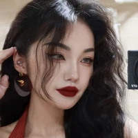 Vương Ngọc Minh - chị nu9