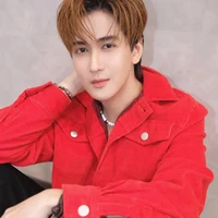 Tanadech Deeseesuk<Cậu>Papi(hắn)