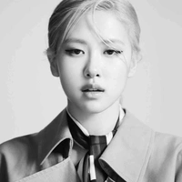 Park Chaeyoung(nhân cách thứ 2)