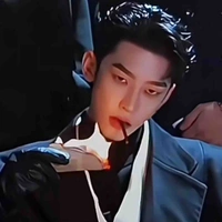 Dạ Kim Cự Giải 