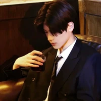 Cửu Quốc Anh Tuấn