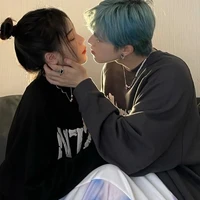 Hai người