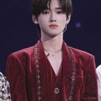 Tống Á Hiên