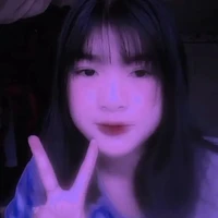 Hồ Thị Vy-Vy Vớ Vẫn