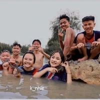 Team Anh Ba Phải/-những ai cần trừ/)