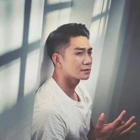 Nhật Dương (Anh trai Nhung)