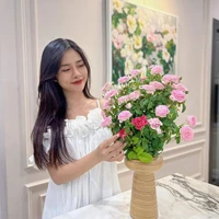 Ngọc (Mẹ Nhung Dương)