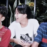 Lê Khả Ái_em gái cậu