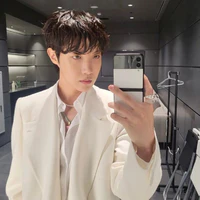 Jung Ho-Seok( J-Hope)