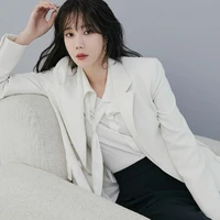 lee jiah [cô giáo]