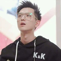 Thẩm Triết-Grunt