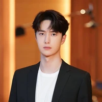 Vương nhất bác (Papa cậu)