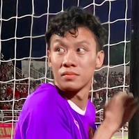 Nhỏ này umê anh Khoa với anh Bảo=)))