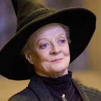 Minerva McGonagall [ Giáo Sư ]