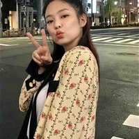 Jennie ( bạn của Lisa )