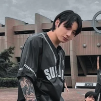 Jeon Jungkook (전정국 )