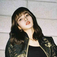 LaLiSa Manoban - cô