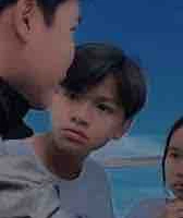 Hùng 
