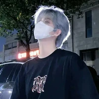 Duy - đàn em thân cận nu9
