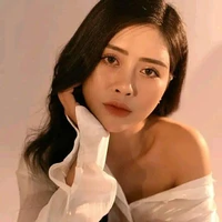 Bích Ngọc mẹ nhung thảo