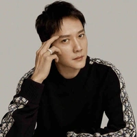 Thạch  Thiệu Phong (bố cậu)