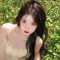 Huỳnh Linh Ly ( lly__may mắn )-w