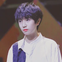 Diệu Dục Thần _ anh