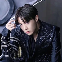 Jung hoseok (j-hope)