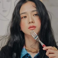 Kim Jisoo[Cô]