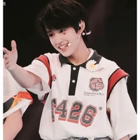 Trương Cực (em họ các anh)