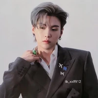 Min Suga - đức vua